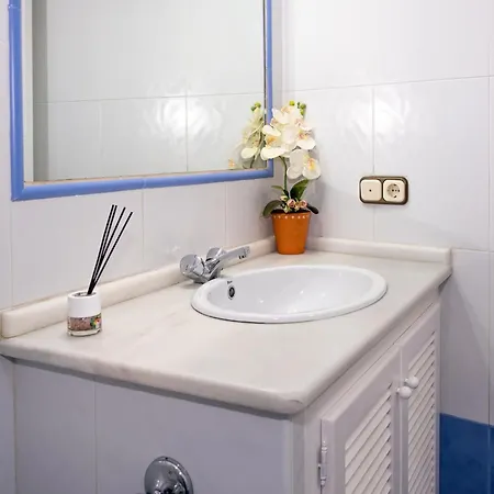 Apartamento Centrico En Conil Para Familias Y Parejas - Es-180-320 Conil De La Frontera