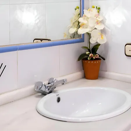 Apartamento Centrico En Conil Para Familias Y Parejas - Es-180-320 Conil De La Frontera