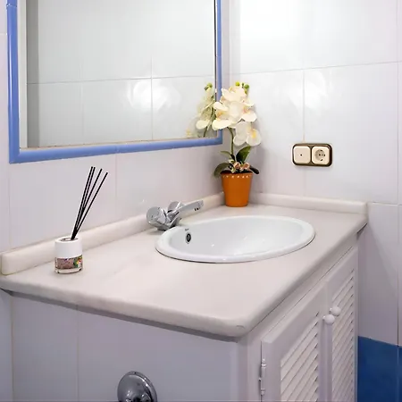 Apartamento Centrico En Conil Para Familias Y Parejas - Es-180-320 Apartment