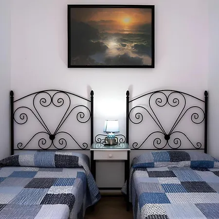 Apartment Apartamento Centrico En Conil Para Familias Y Parejas - Es-180-320